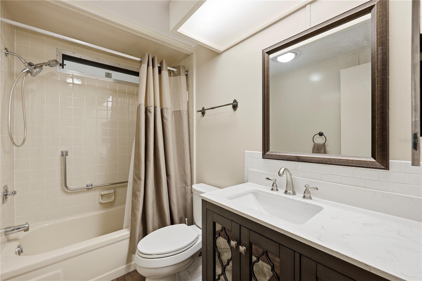 Guest Bathroom - 2100 KINGS HWY #835, PORT CHARLOTTE