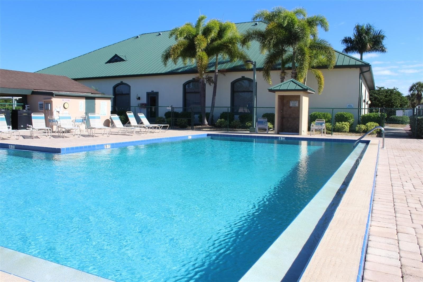 Manufactured Home at 2100 KINGS HWY #835, PORT CHARLOTTE, photo 44 of 81