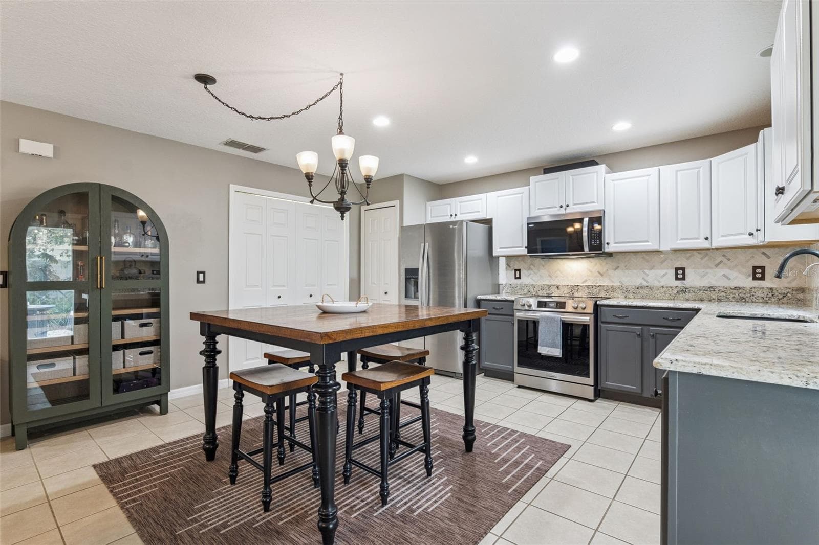 Single Family Residence at 657 PREAKNESS CIR, DELAND, photo 8 of 30