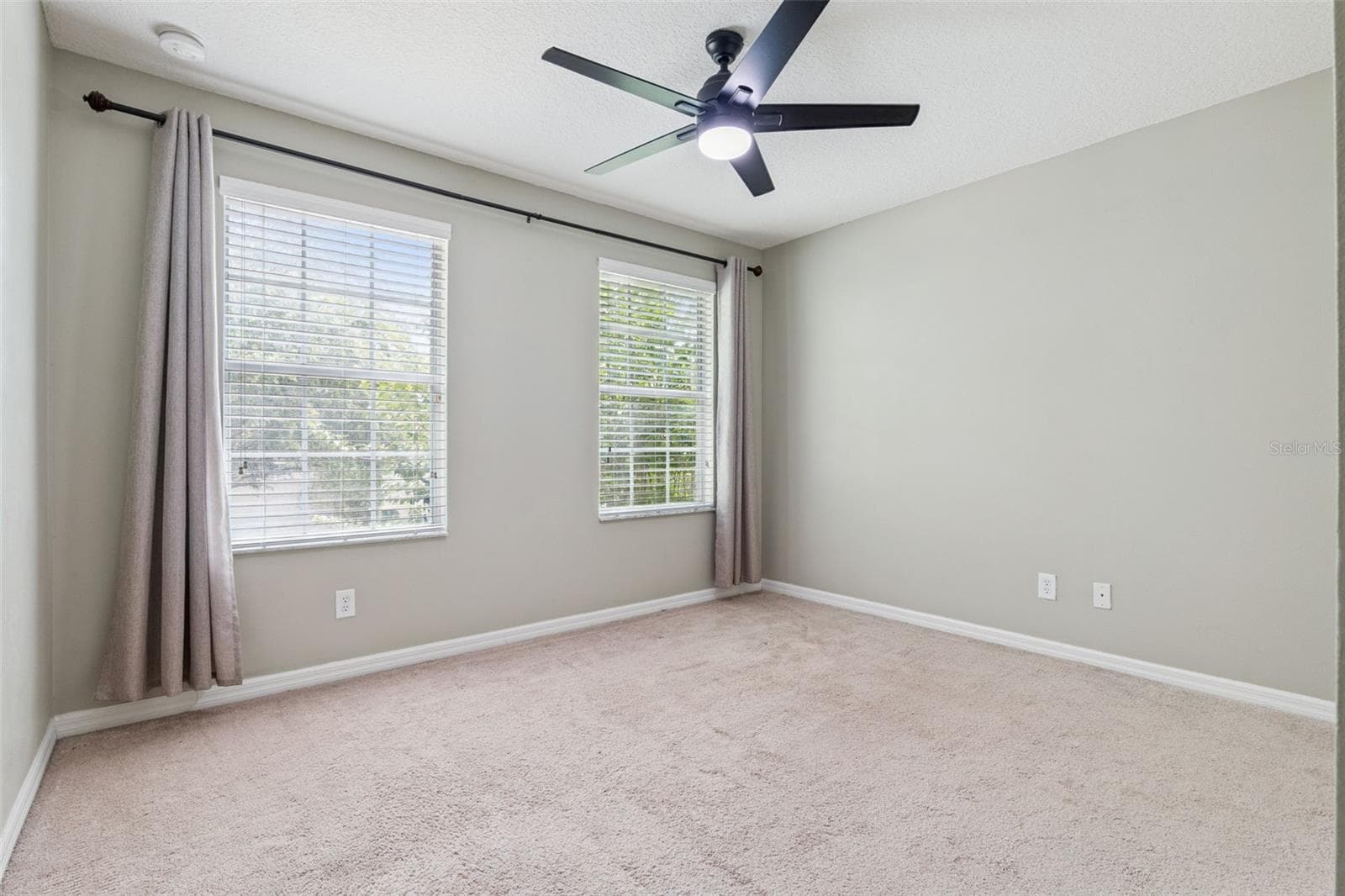 Single Family Residence at 657 PREAKNESS CIR, DELAND, photo 16 of 30