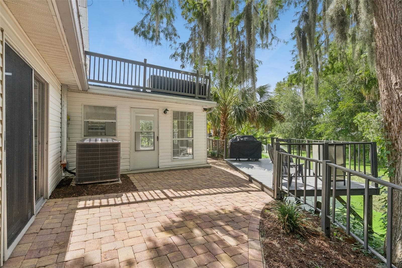 Single Family Residence at 7247 TREASURE ISLAND RD, LEESBURG, photo 23 of 35
