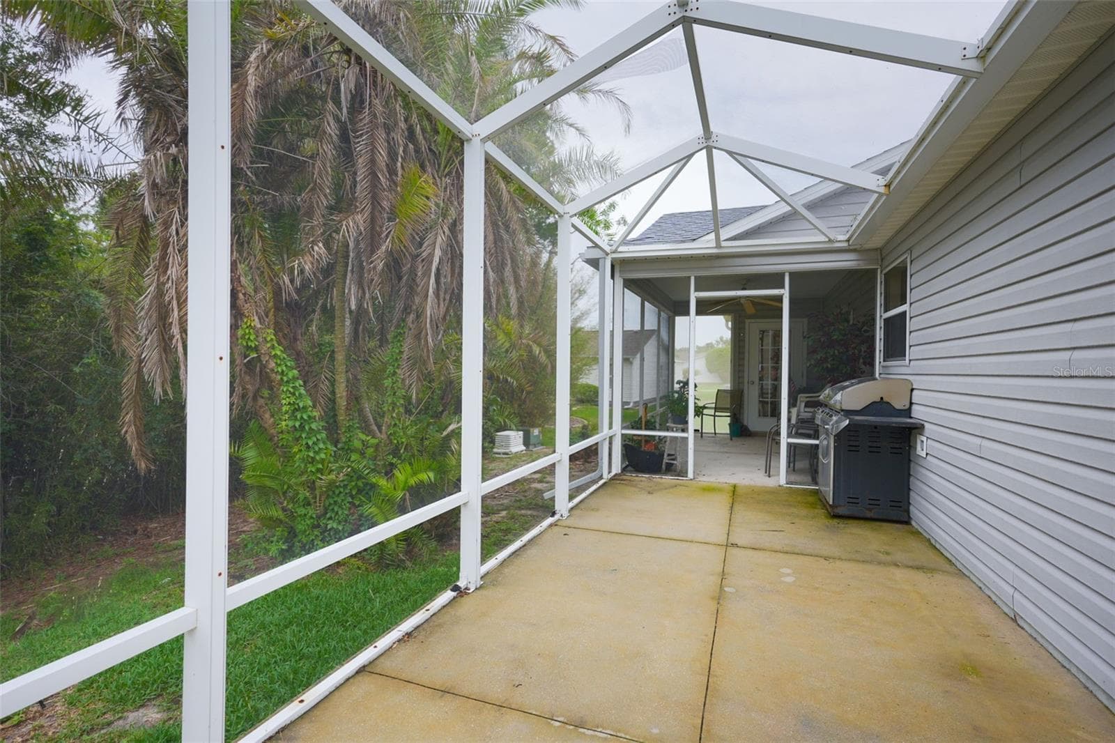 Single Family Residence at 9345 SE 177TH SIMONS LN, THE VILLAGES, photo 35 of 37