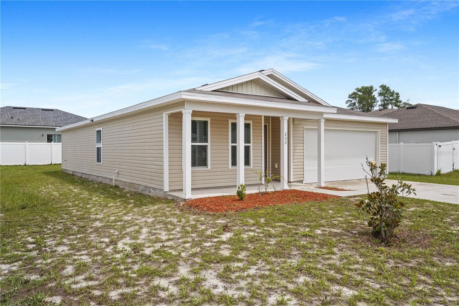 Single Family Residence at 252 FIG CT, KISSIMMEE, photo 3 of 33
