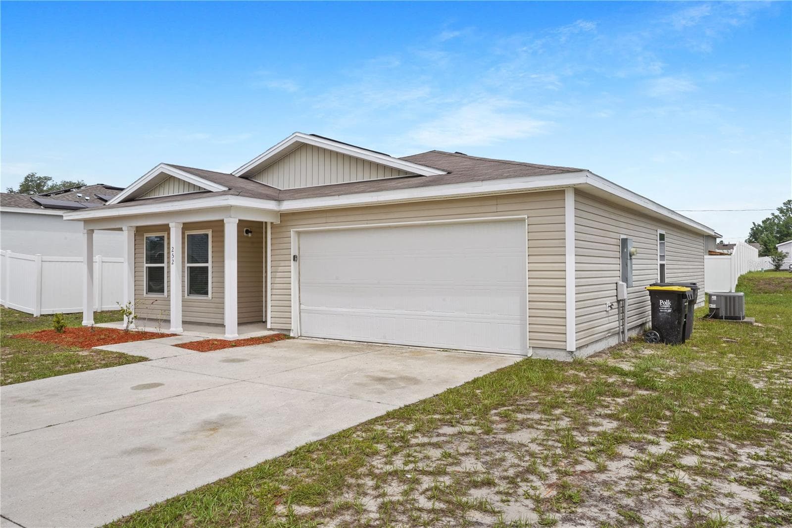 Single Family Residence at 252 FIG CT, KISSIMMEE, photo 4 of 33