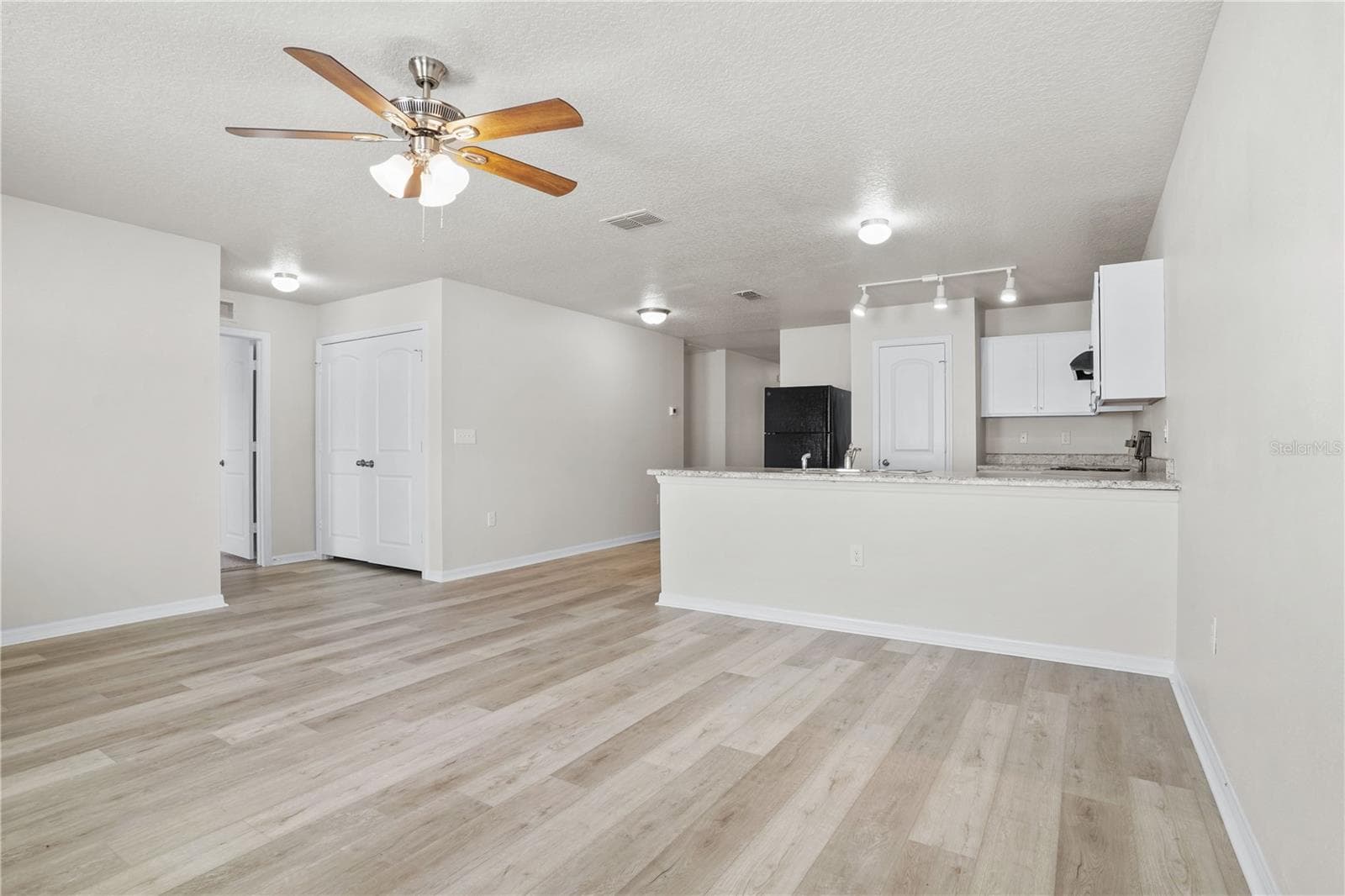 Single Family Residence at 252 FIG CT, KISSIMMEE, photo 11 of 33