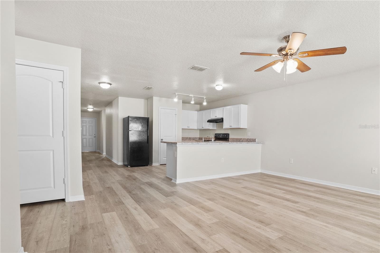 Single Family Residence at 252 FIG CT, KISSIMMEE, photo 12 of 33