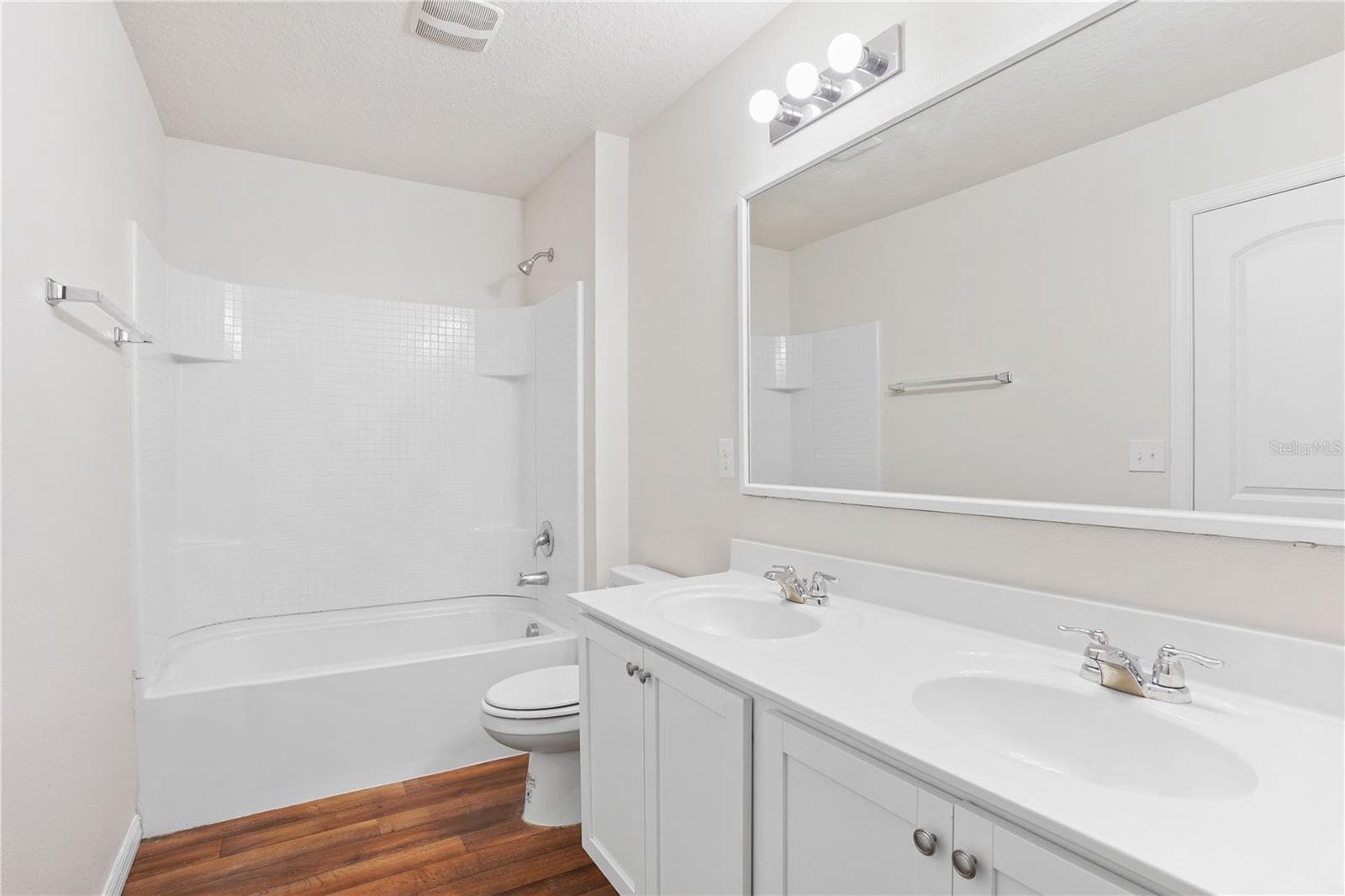 Single Family Residence at 252 FIG CT, KISSIMMEE, photo 16 of 33