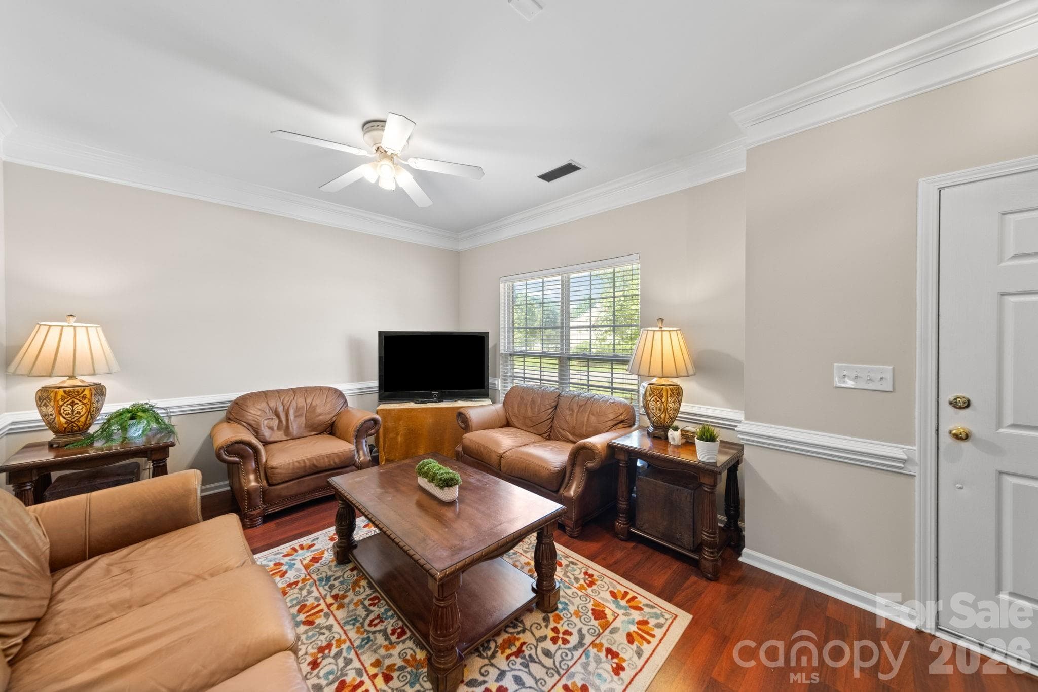 Single Family Residence at 6403 Sackett Way, Charlotte, photo 2 of 41