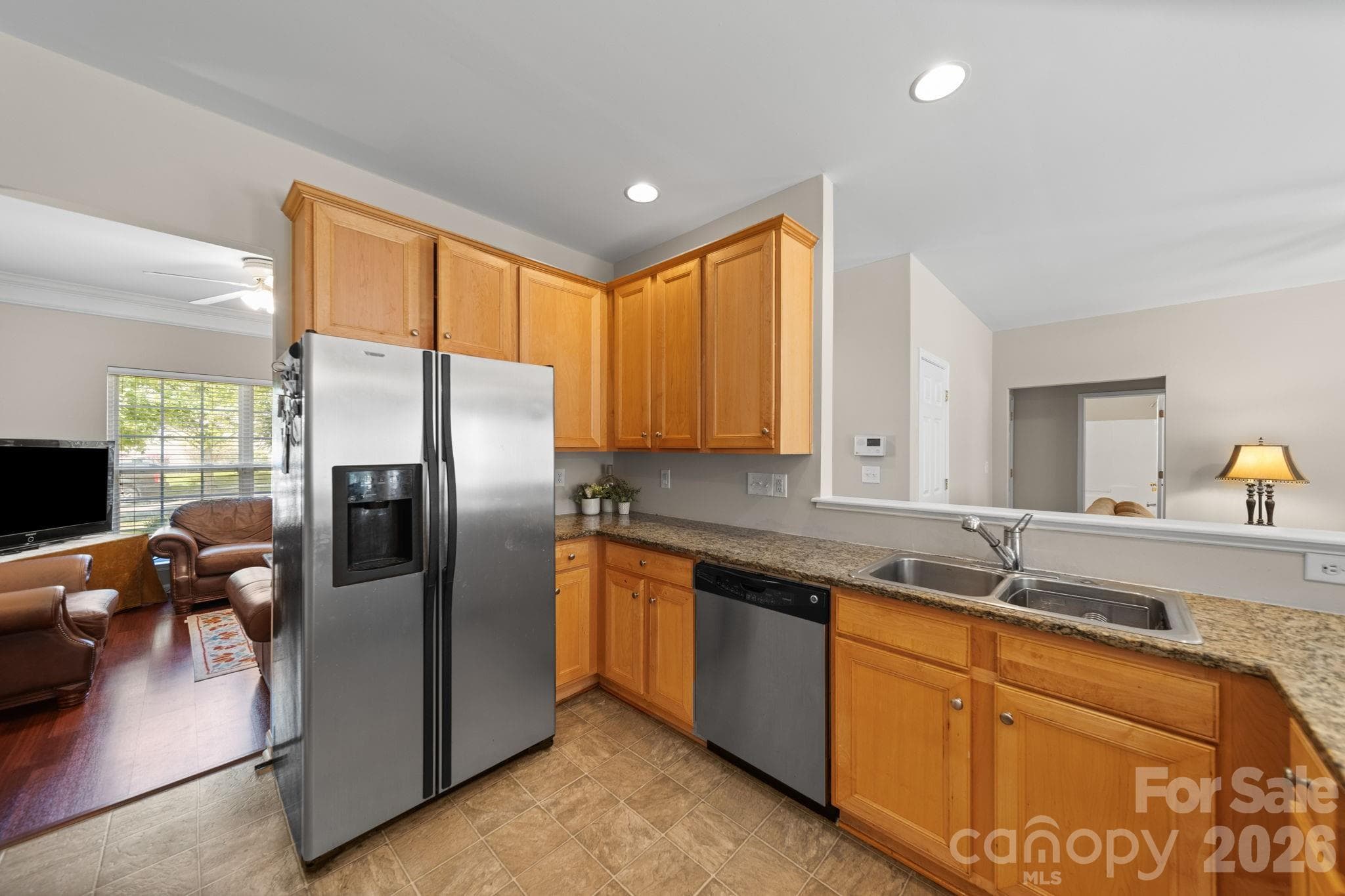 Single Family Residence at 6403 Sackett Way, Charlotte, photo 4 of 41