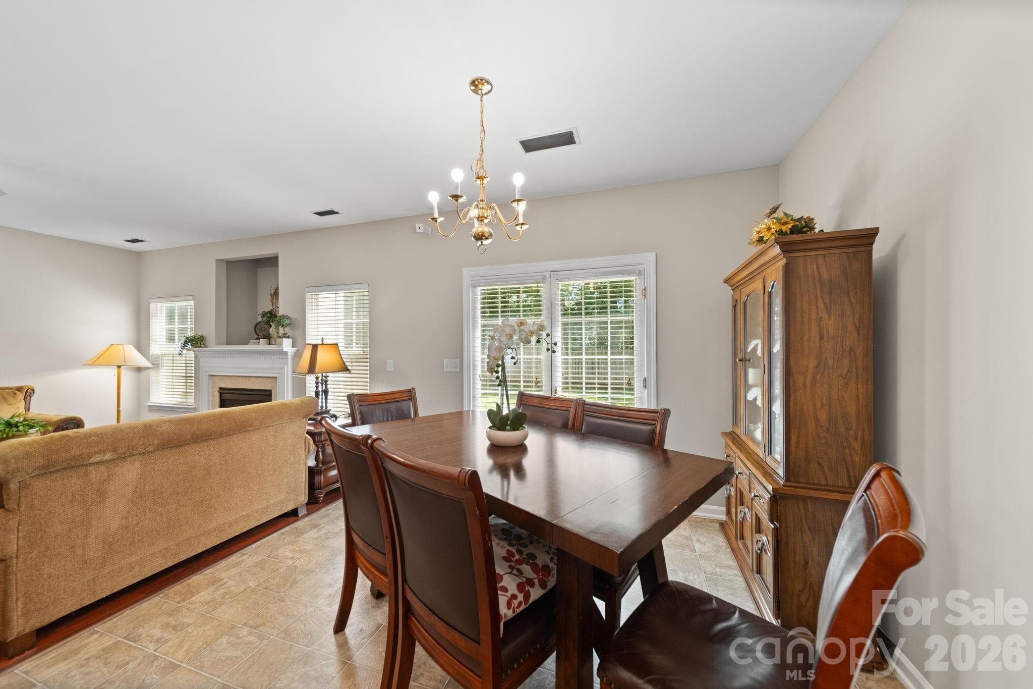Single Family Residence at 6403 Sackett Way, Charlotte, photo 8 of 41