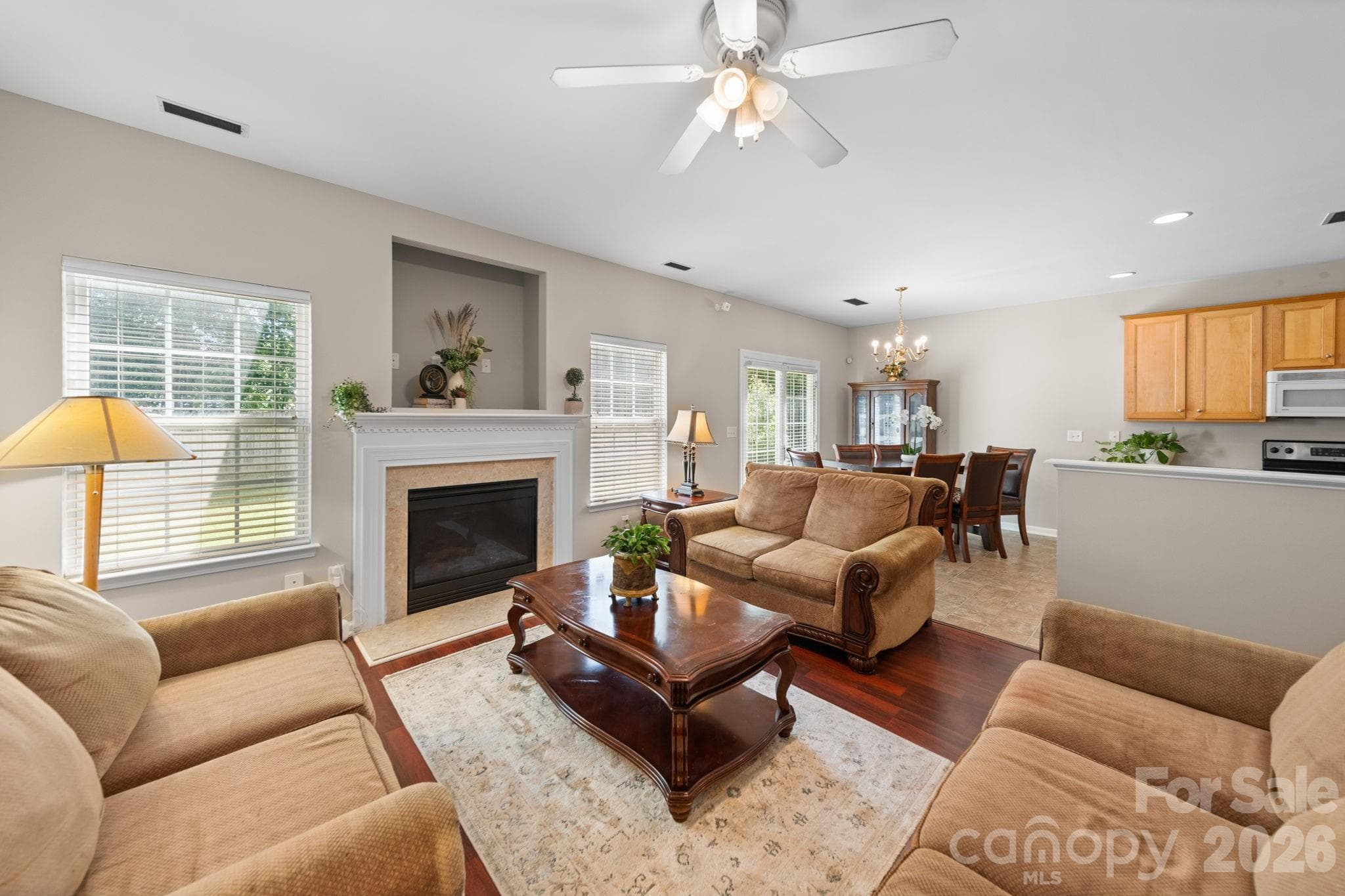 Single Family Residence at 6403 Sackett Way, Charlotte, photo 9 of 41