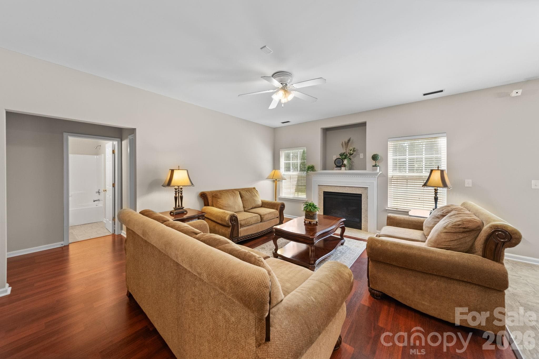 Single Family Residence at 6403 Sackett Way, Charlotte, photo 11 of 41