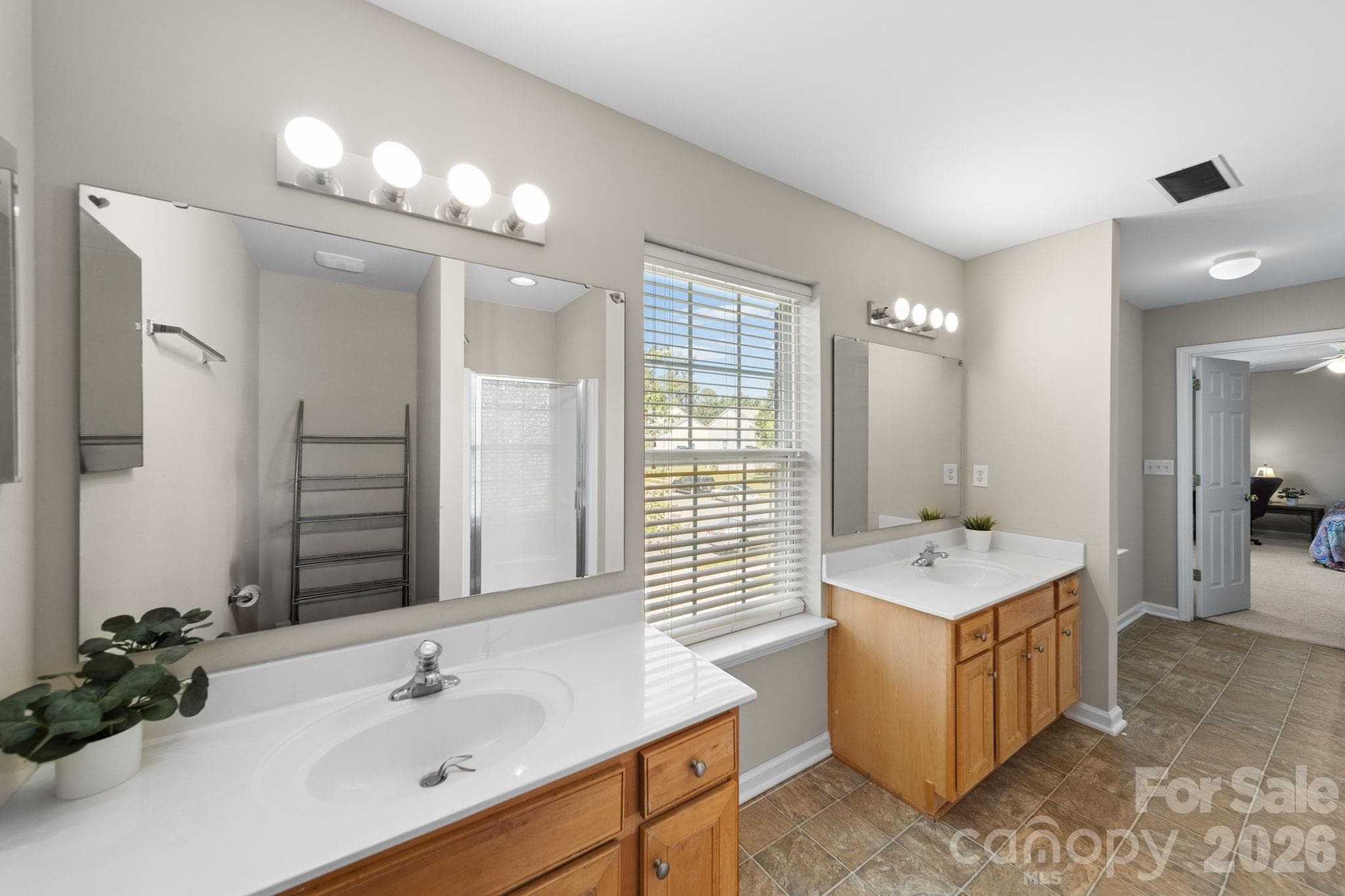 Single Family Residence at 6403 Sackett Way, Charlotte, photo 16 of 41
