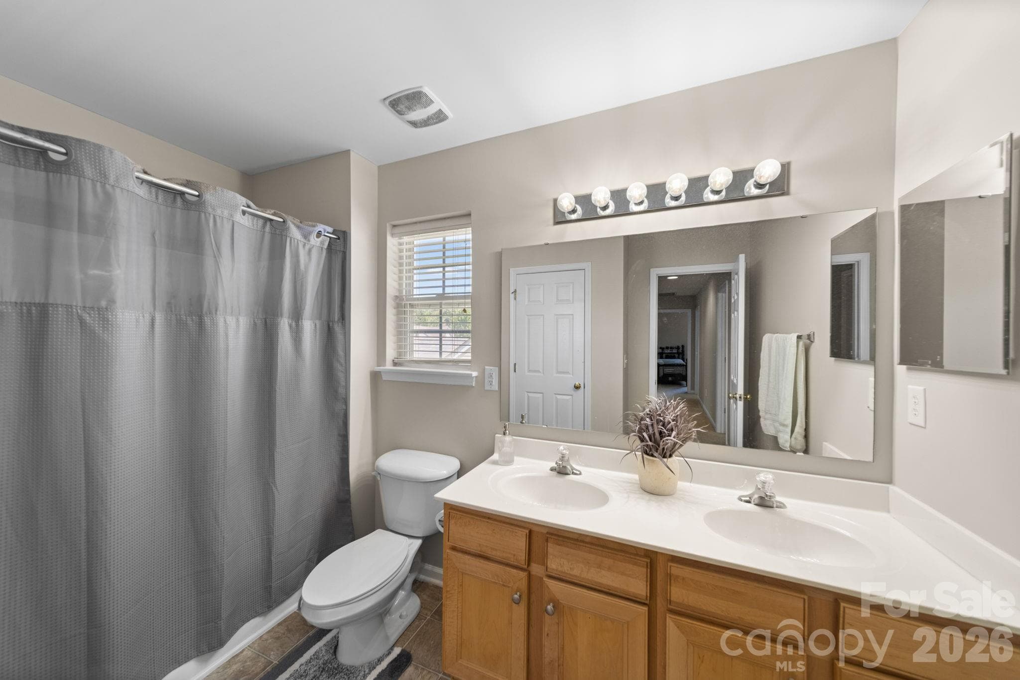 Single Family Residence at 6403 Sackett Way, Charlotte, photo 24 of 41