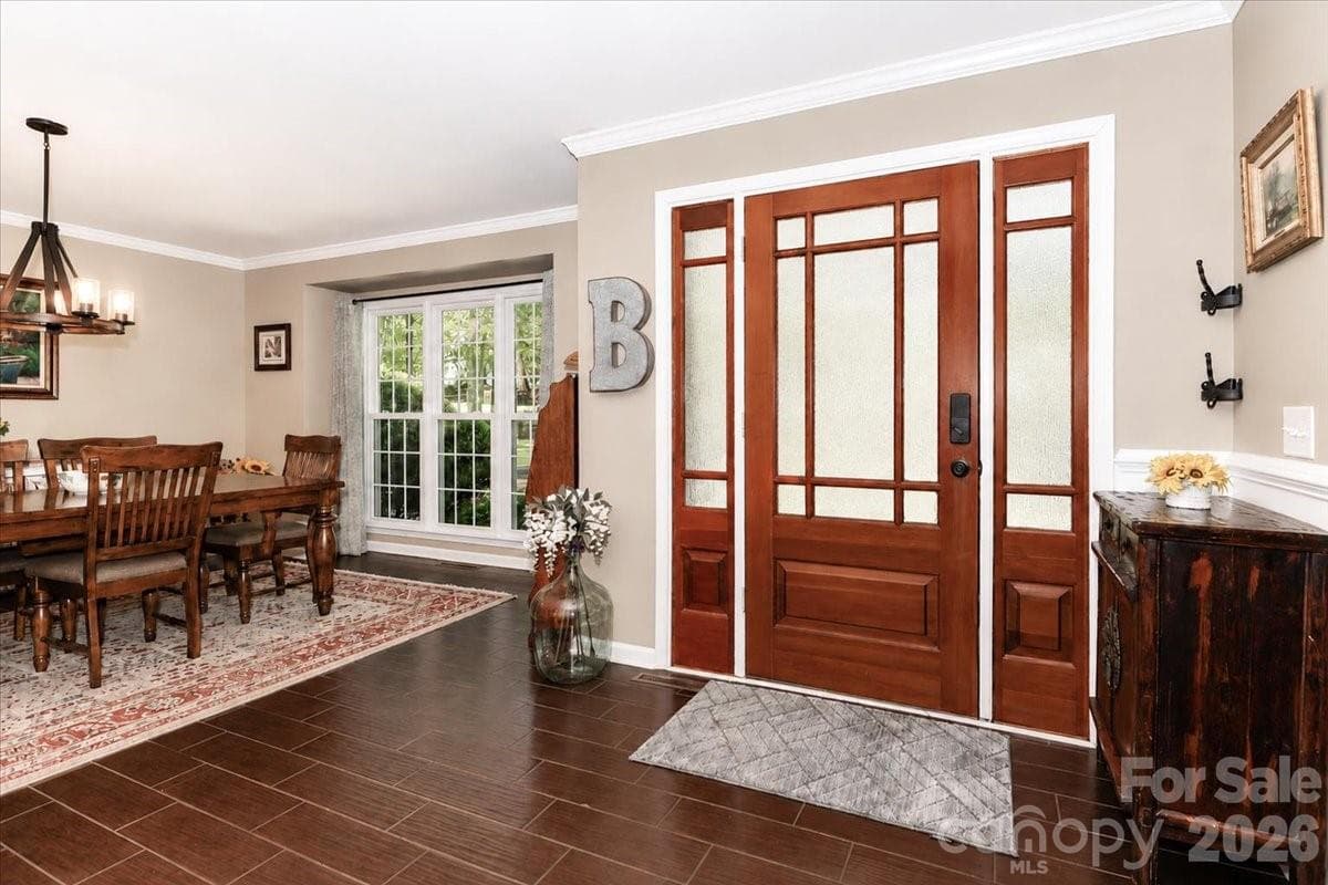 Foyer - 311 N Deerfield Circle, Salisbury