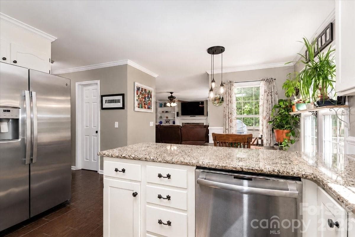 Kitchen looking into Family Room - 311 N Deerfield Circle, Salisbury