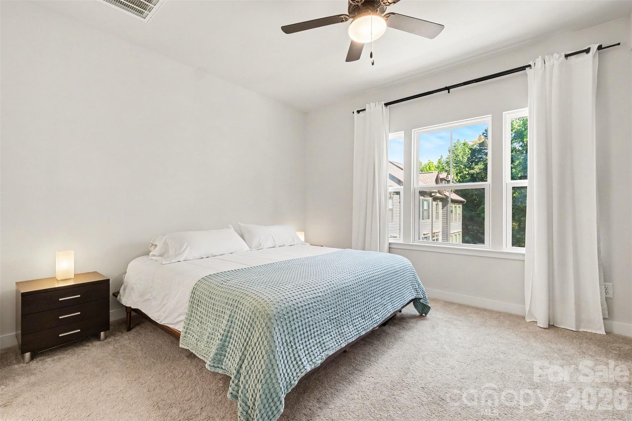 Townhouse at 300 Twinflower Lane, Charlotte, photo 12 of 31