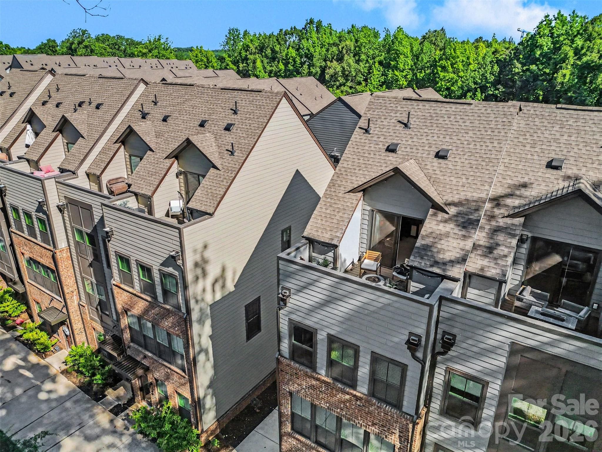 Townhouse at 300 Twinflower Lane, Charlotte, photo 29 of 31