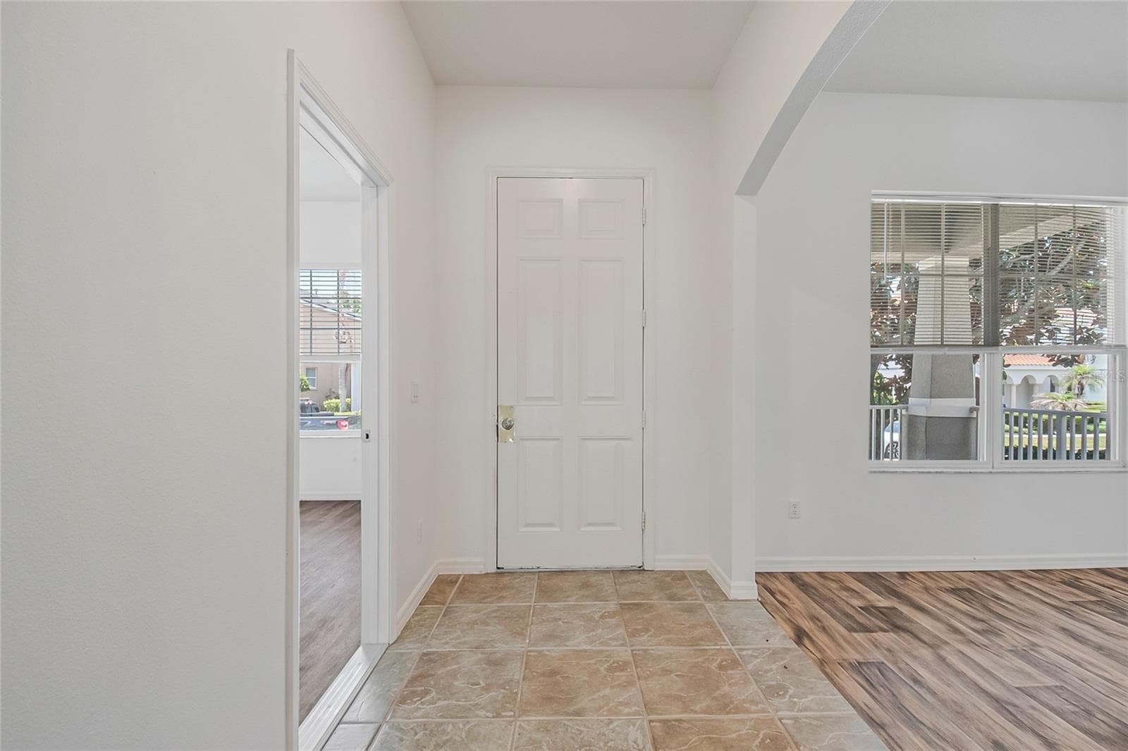 Single Family Residence at 7407 DEVEREAUX ST, REUNION, photo 4 of 63