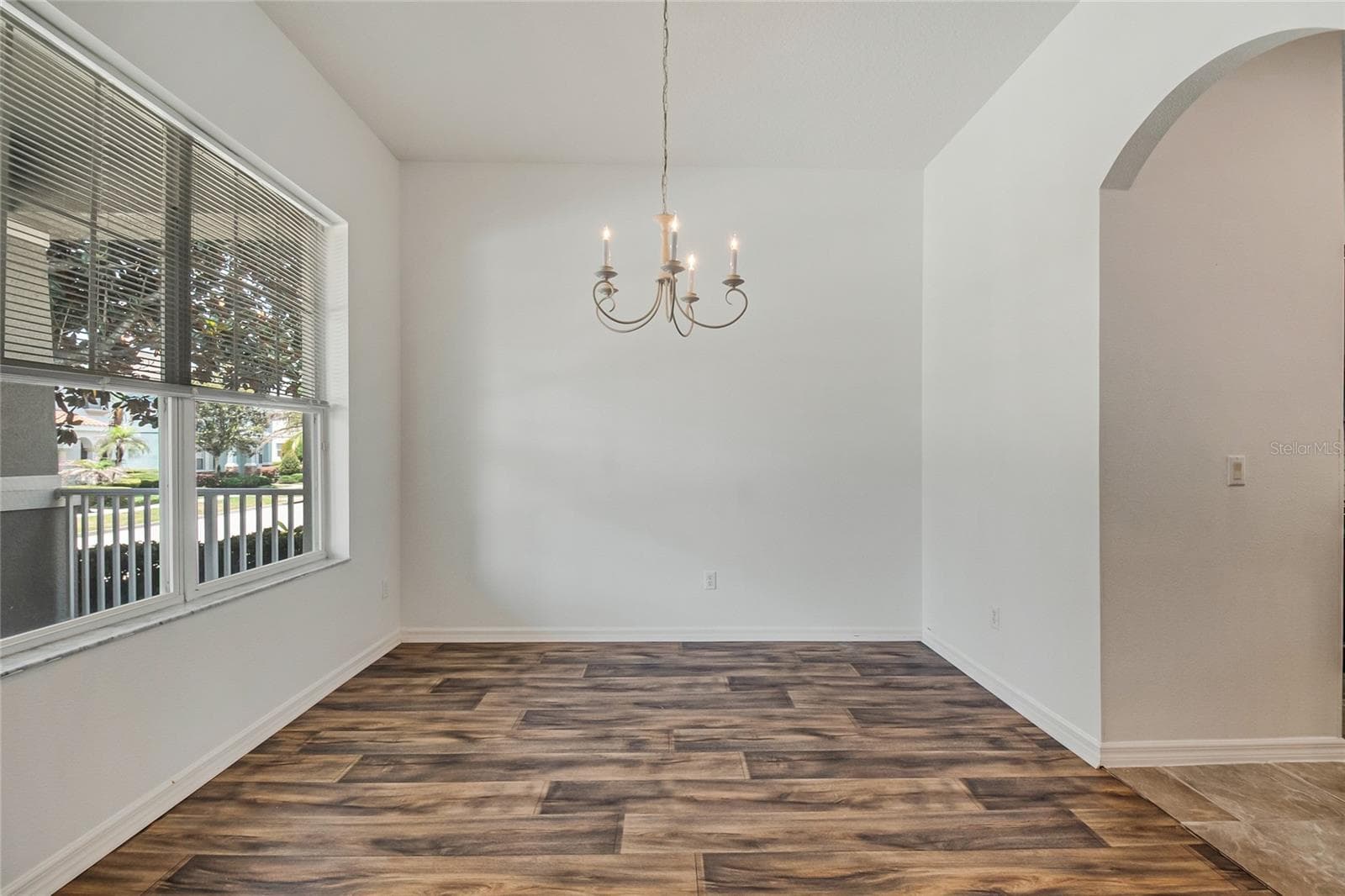 Single Family Residence at 7407 DEVEREAUX ST, REUNION, photo 7 of 63