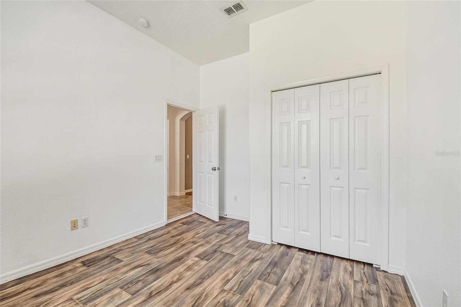 Single Family Residence at 7407 DEVEREAUX ST, REUNION, photo 12 of 63