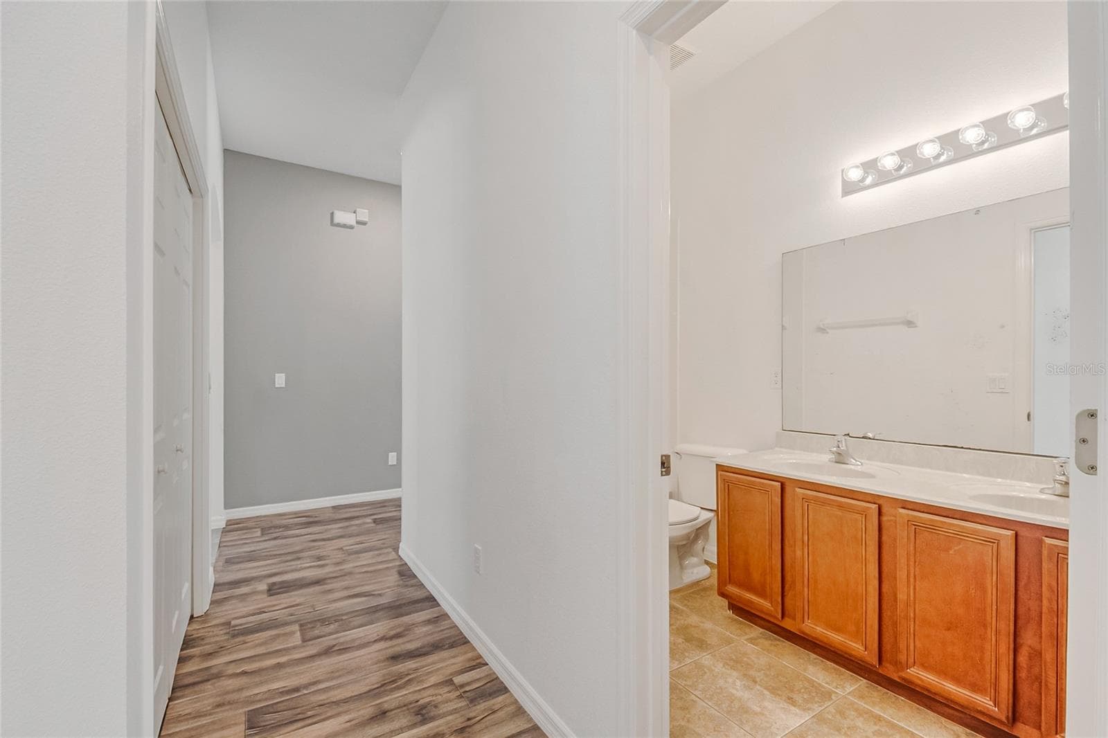 Single Family Residence at 7407 DEVEREAUX ST, REUNION, photo 16 of 63