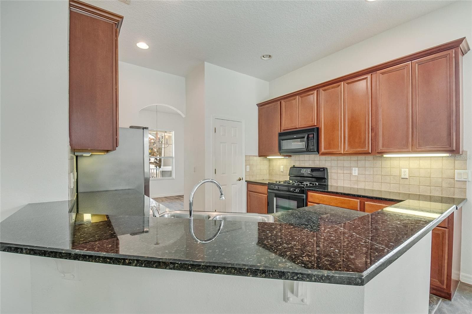 Single Family Residence at 7407 DEVEREAUX ST, REUNION, photo 33 of 63
