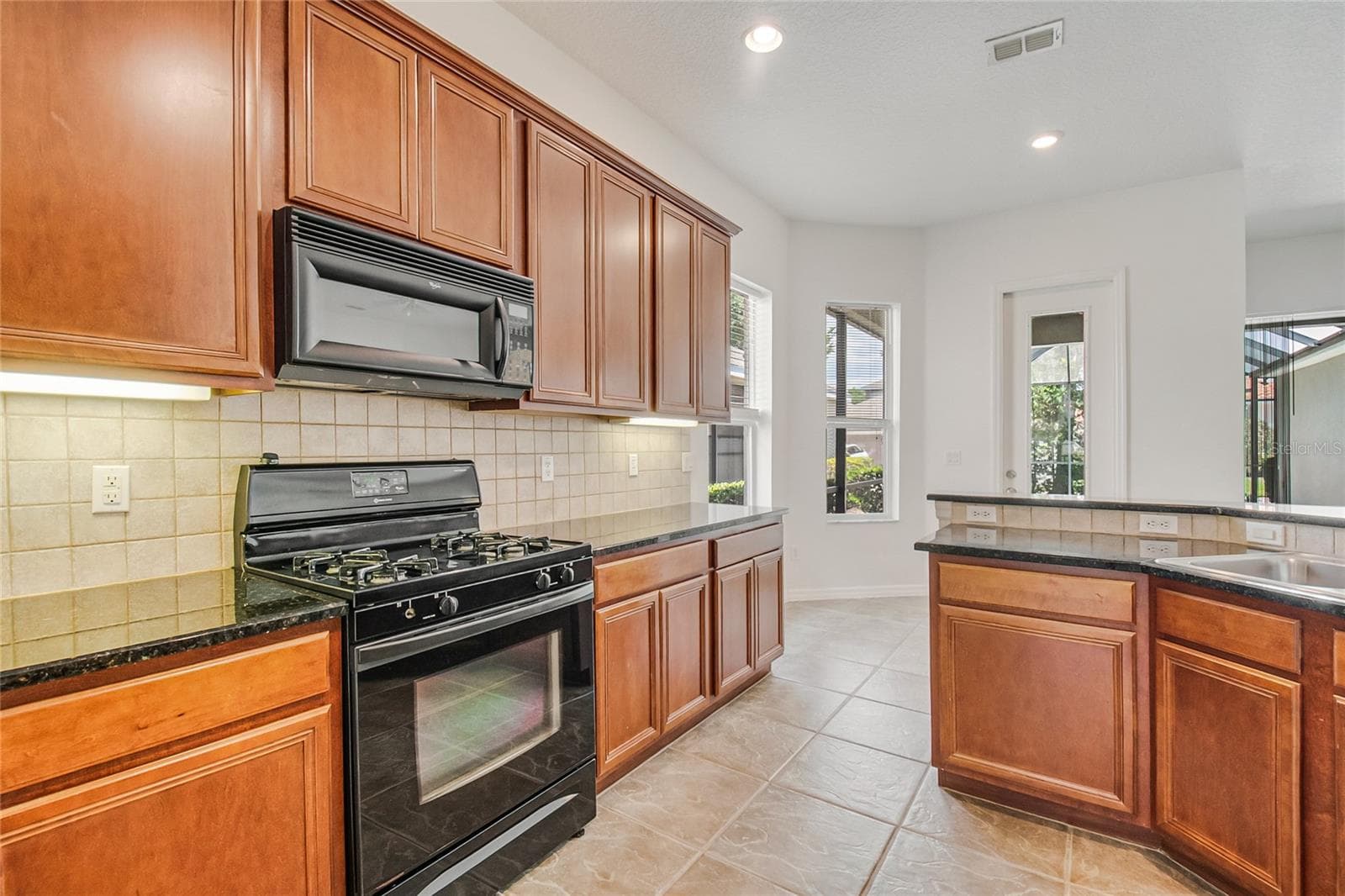 Single Family Residence at 7407 DEVEREAUX ST, REUNION, photo 35 of 63