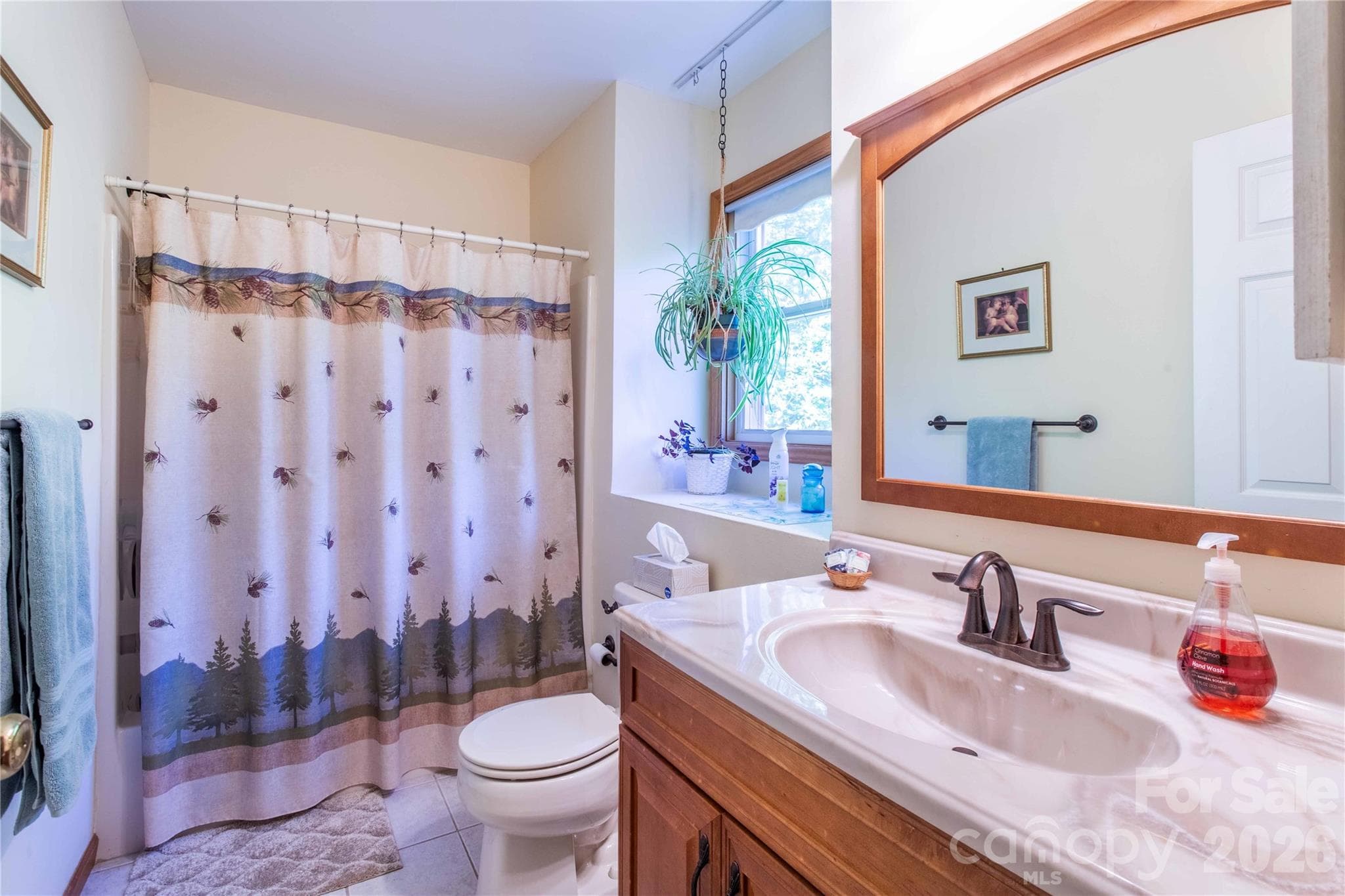 Beautiful second full bath upstairs. - 22 Great Aspen Way, Black Mountain