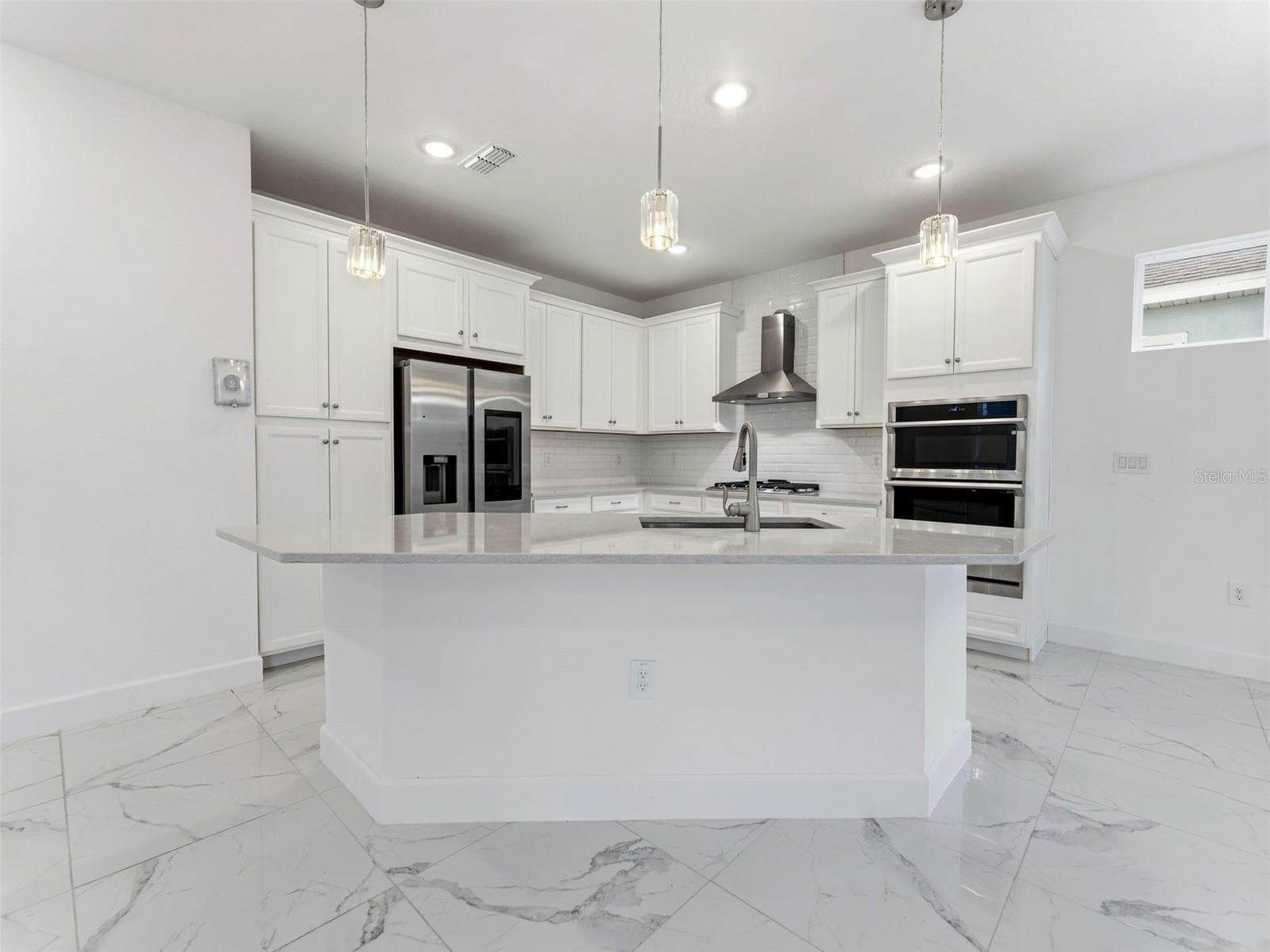 Single Family Residence at 5232 WISHING ARCH DR, APOLLO BEACH, photo 9 of 51
