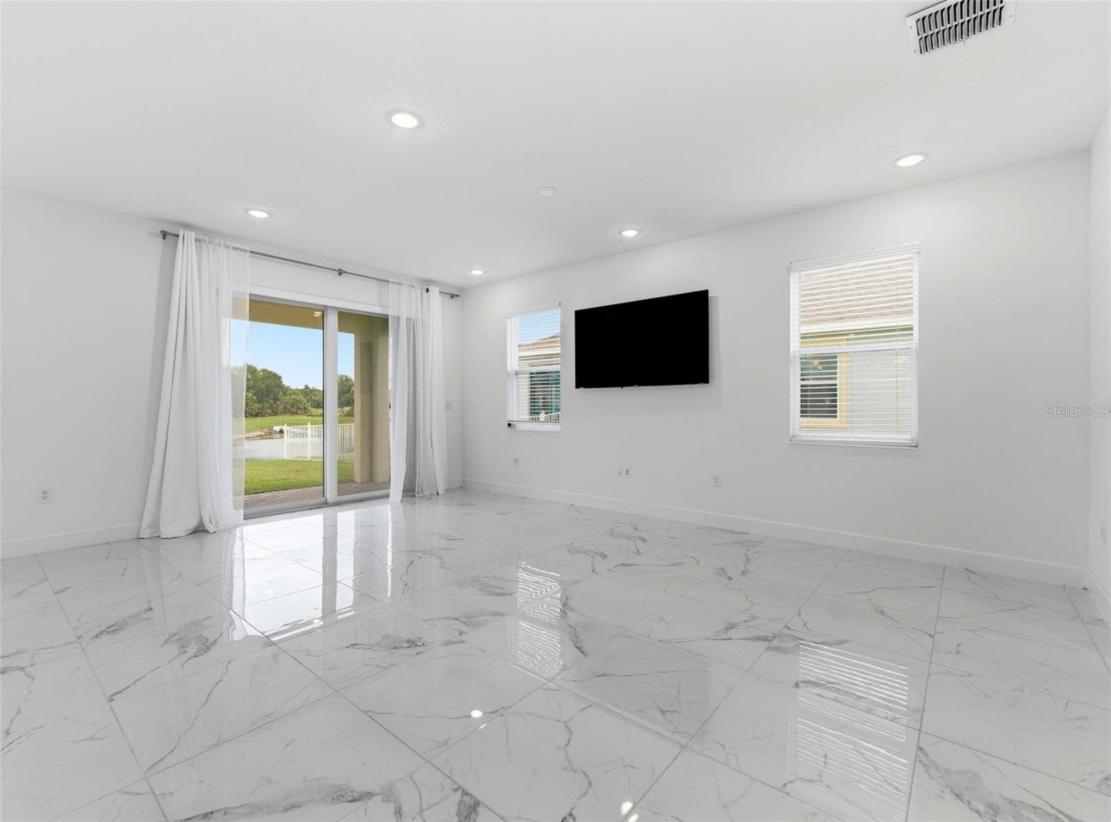 Single Family Residence at 5232 WISHING ARCH DR, APOLLO BEACH, photo 10 of 51