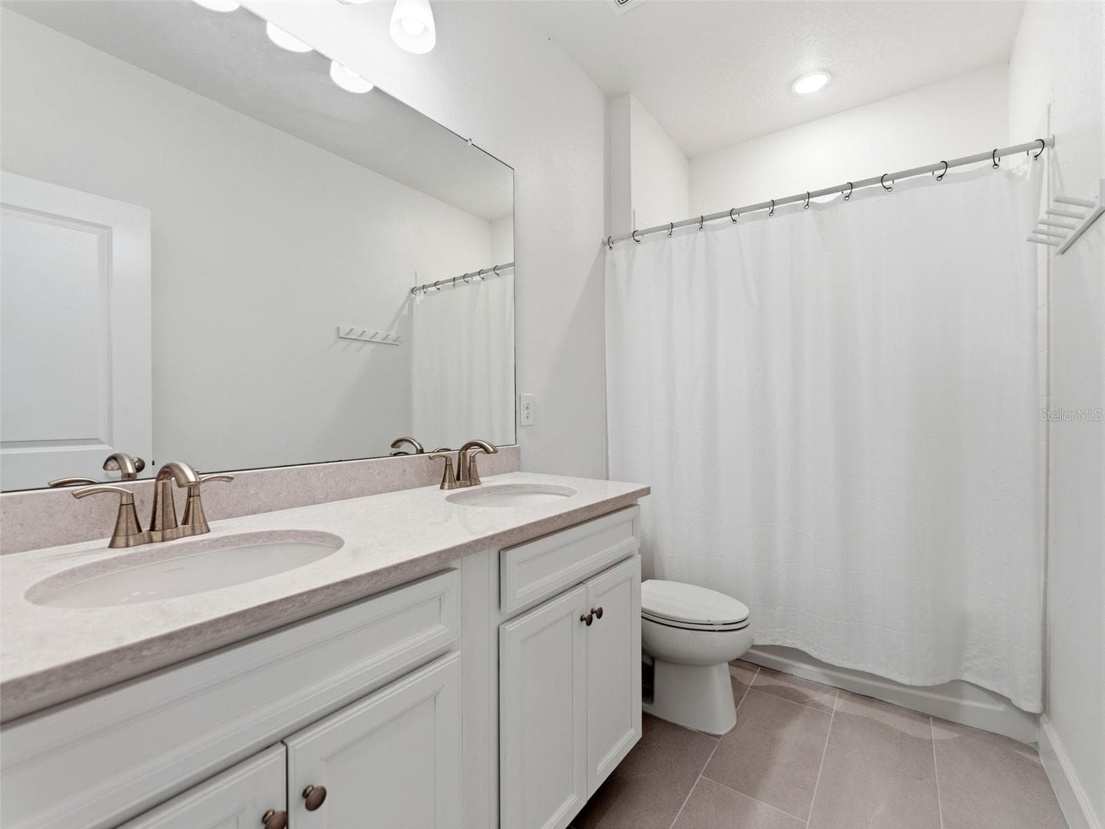 Single Family Residence at 5232 WISHING ARCH DR, APOLLO BEACH, photo 20 of 51
