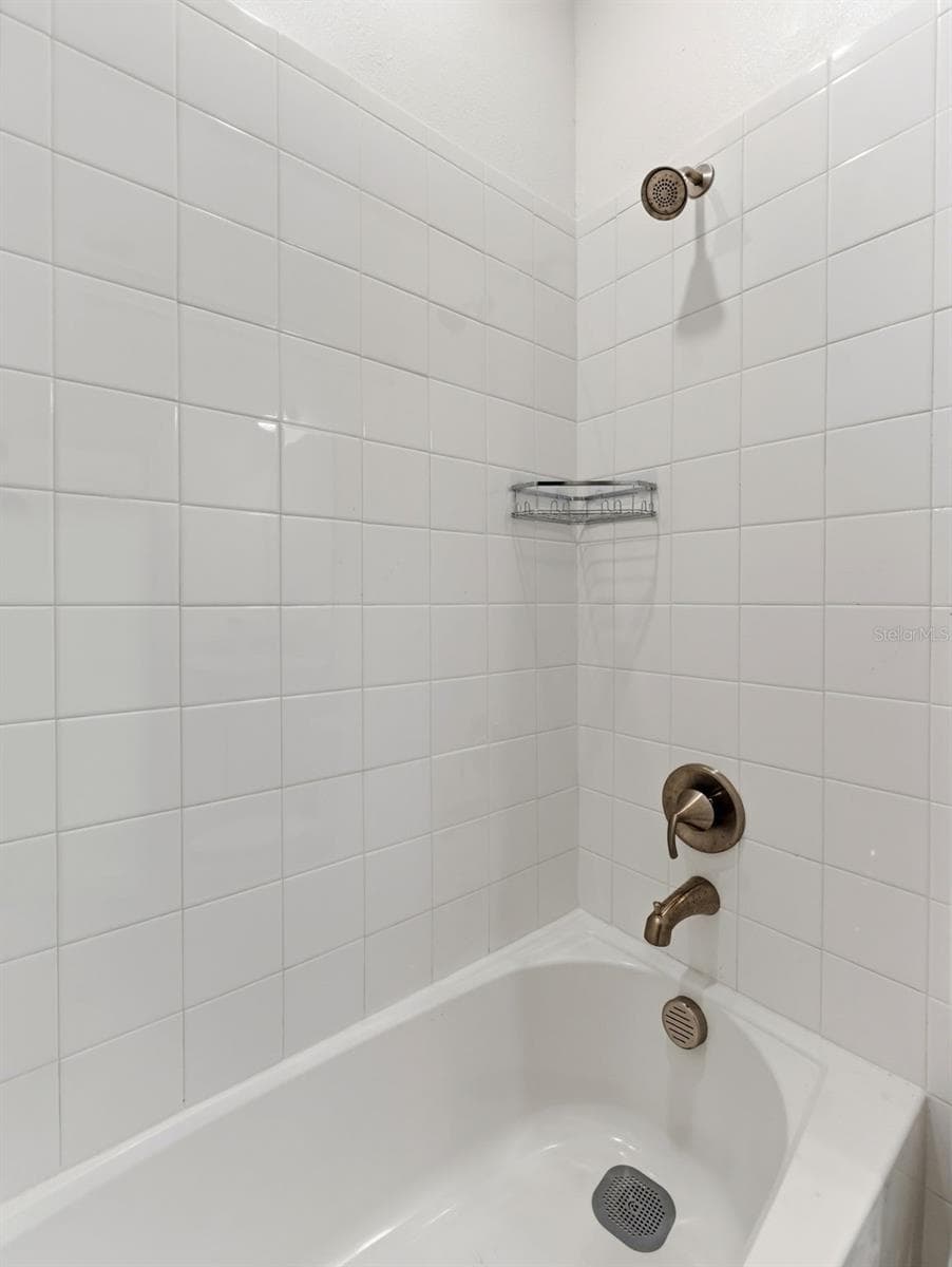 Single Family Residence at 5232 WISHING ARCH DR, APOLLO BEACH, photo 25 of 51