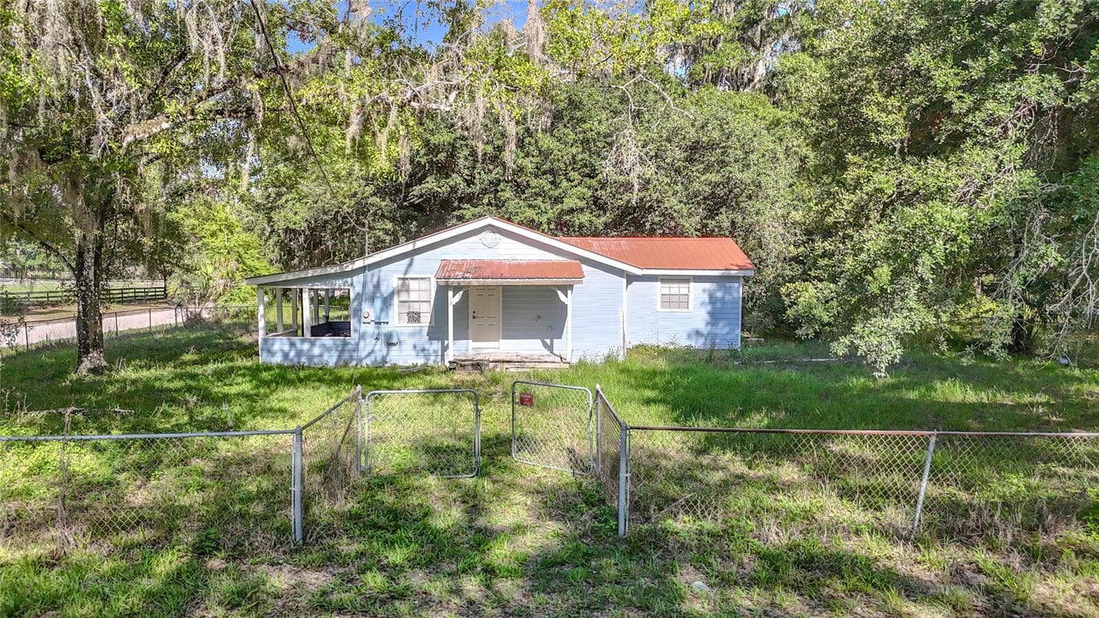 Single Family Residence at 1007 HAWTHORN ST, ZEPHYRHILLS, photo 4 of 13