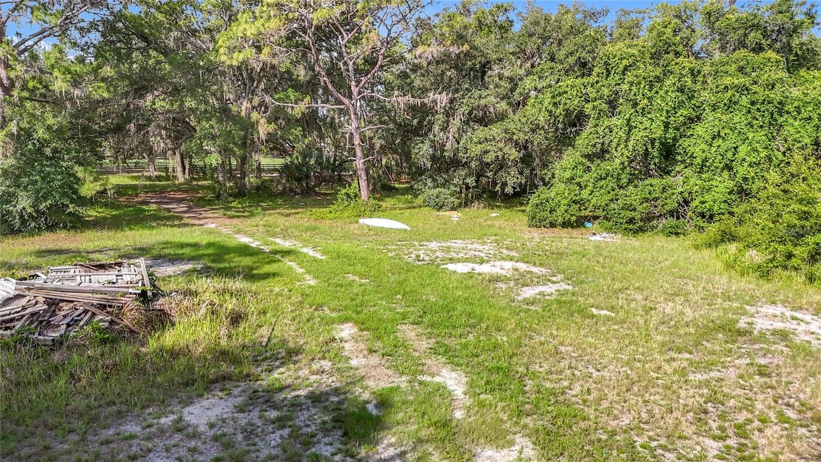 Single Family Residence at 1007 HAWTHORN ST, ZEPHYRHILLS, photo 12 of 13