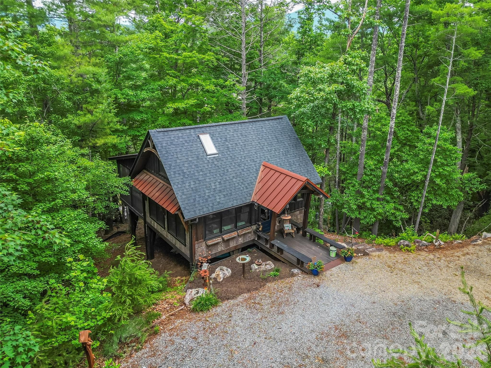 Single Family Residence at 130 Settlement Ridge Drive, Marion, photo 2 of 44