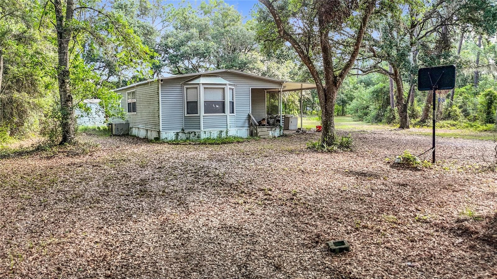38625 County Line Rd (Front & Side) - 38625 COUNTY LINE RD, ZEPHYRHILLS