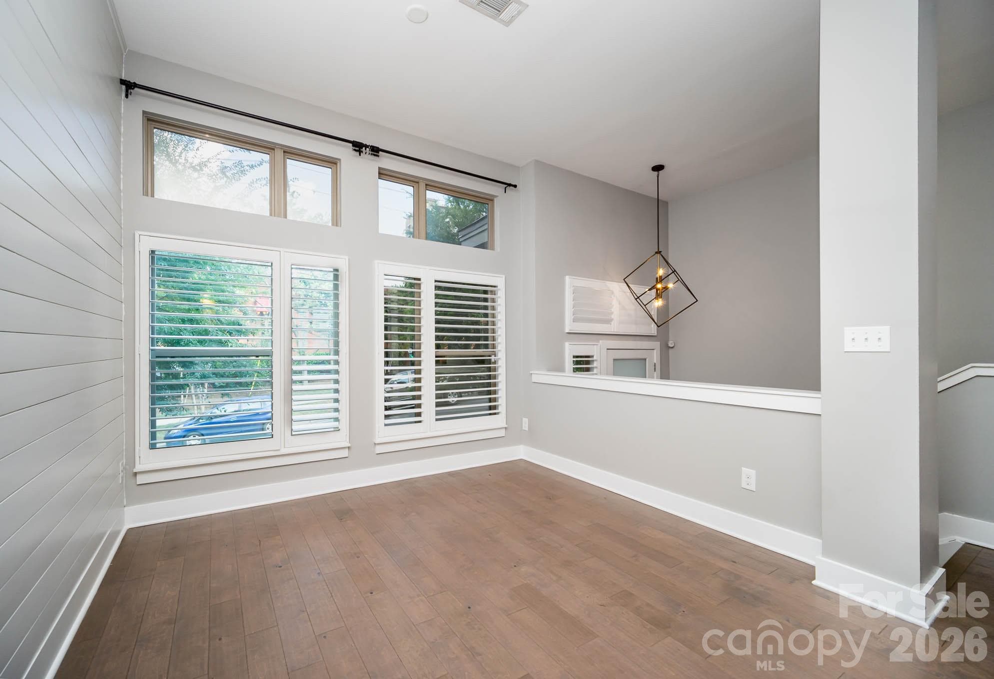 Townhouse at Charlotte, photo 4 of 20