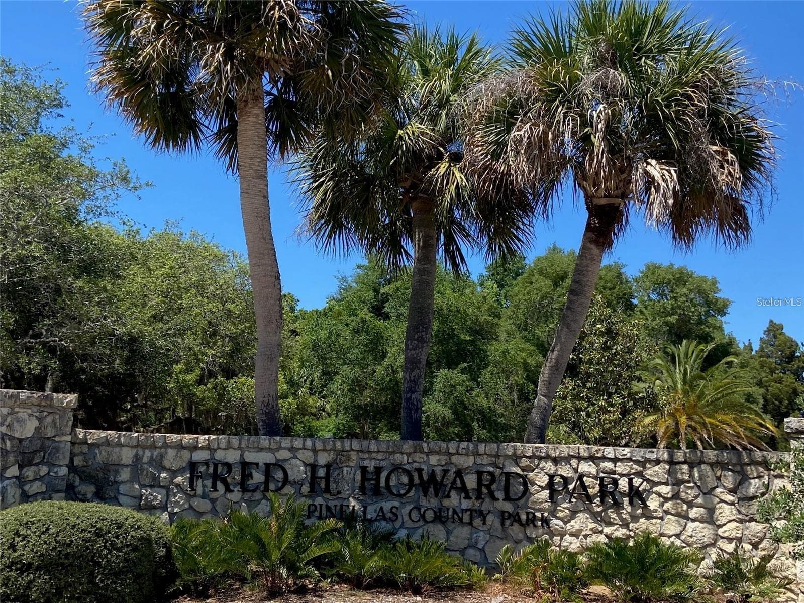 Condominium at 2571 CYPRUS DR #1-201, PALM HARBOR, photo 69 of 77
