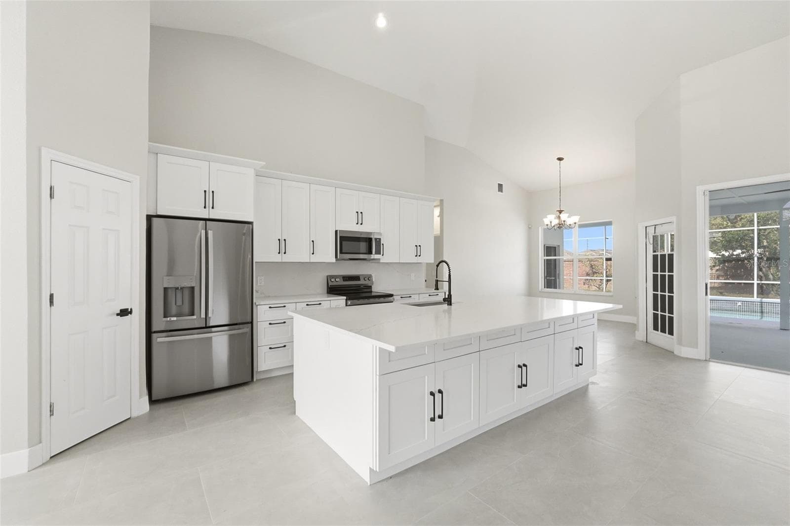 Single Family Residence at 12714 TOPSFIELD DR, ORLANDO, photo 18 of 48