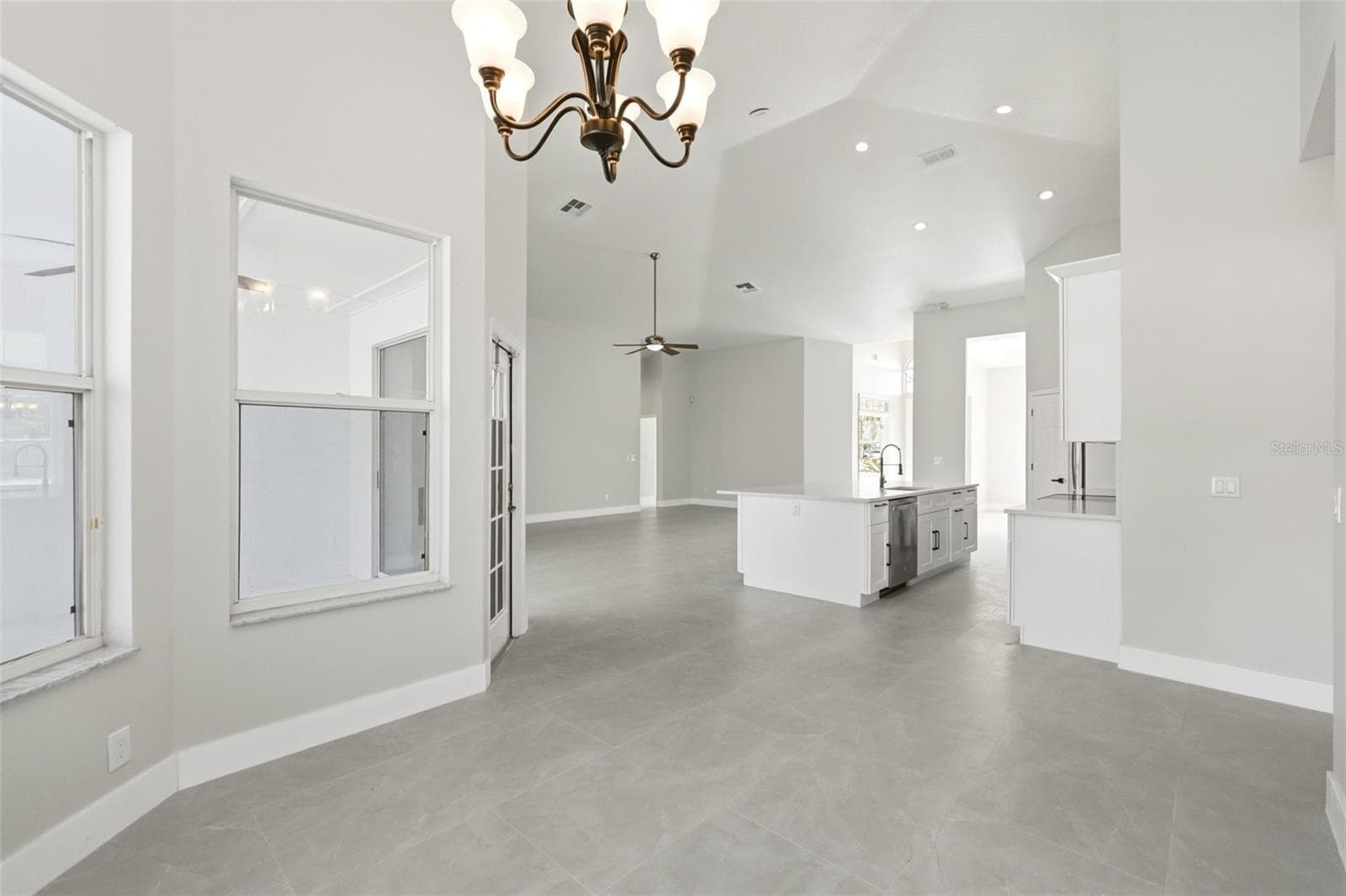 Single Family Residence at 12714 TOPSFIELD DR, ORLANDO, photo 25 of 48