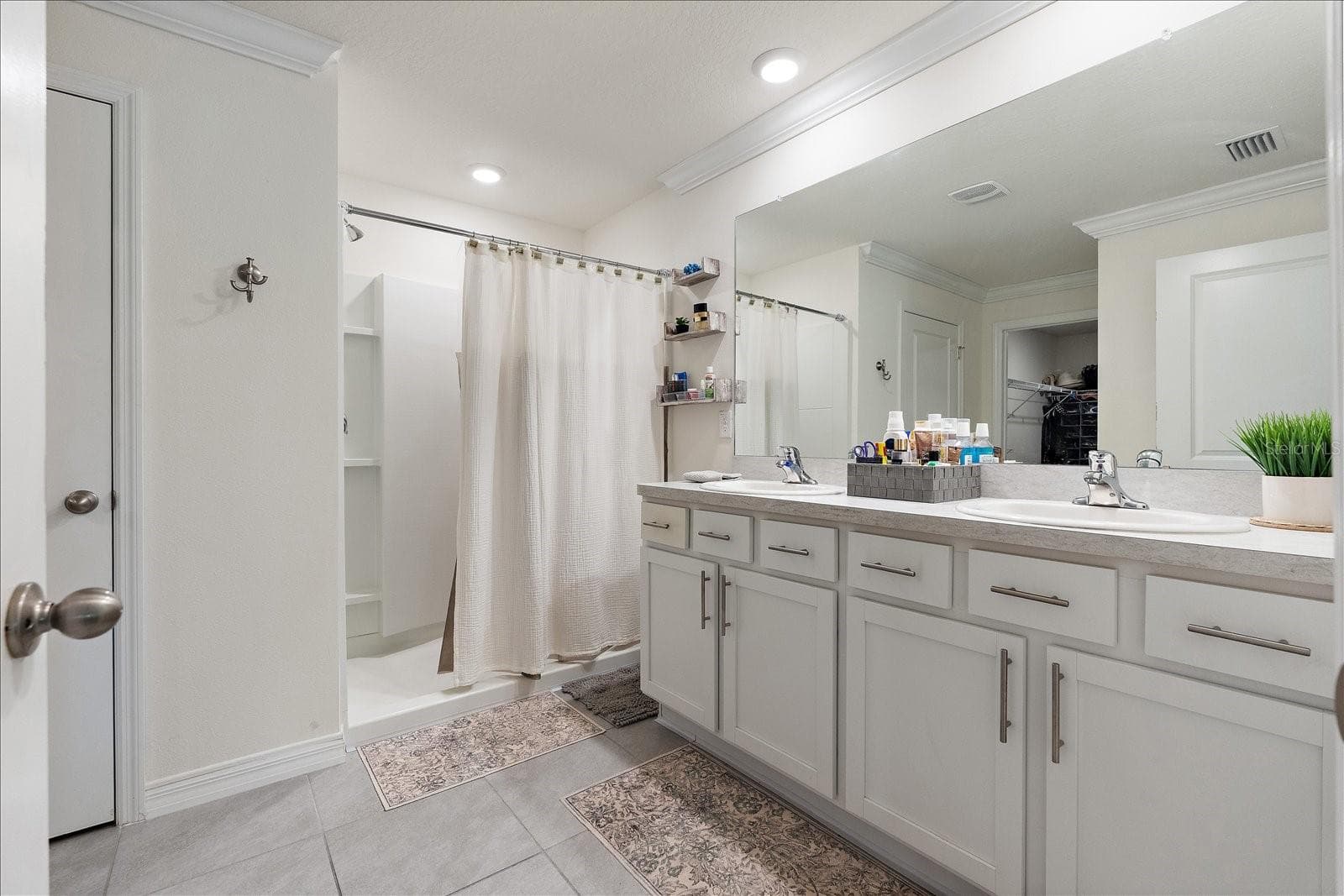 Primary Bathroom - 5223 BYRONIC CT, BROOKSVILLE