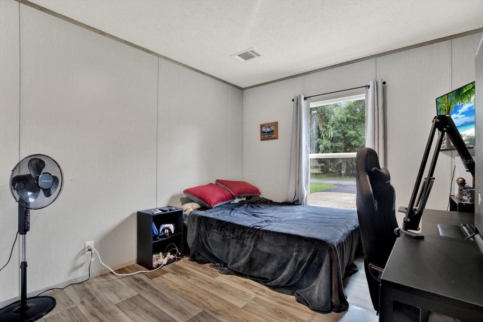 Manufactured Home at 2845 N LAKEFRONT DR, HERNANDO, photo 13 of 34