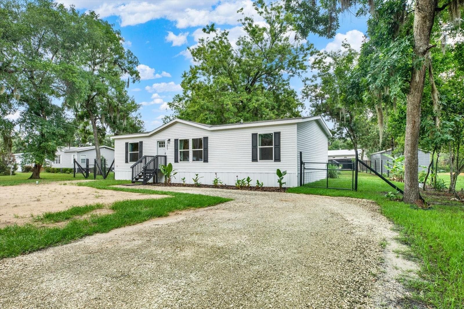 Manufactured Home at 2845 N LAKEFRONT DR, HERNANDO, photo 23 of 34