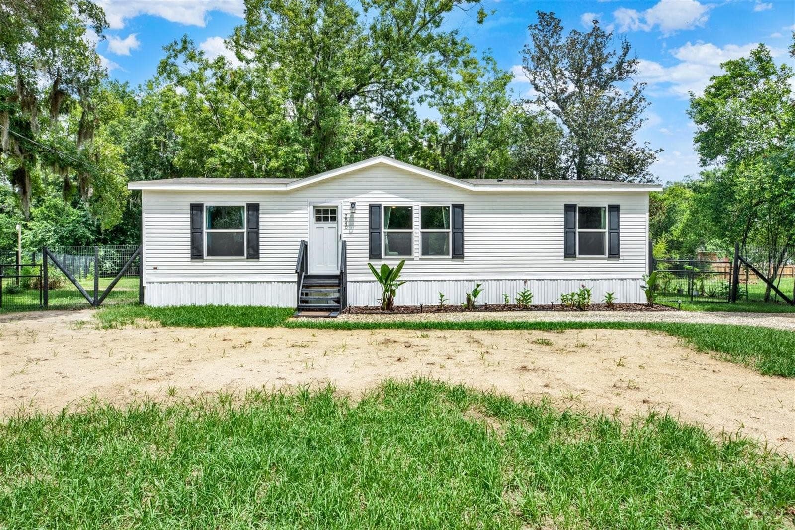 Manufactured Home at 2845 N LAKEFRONT DR, HERNANDO, photo 24 of 34