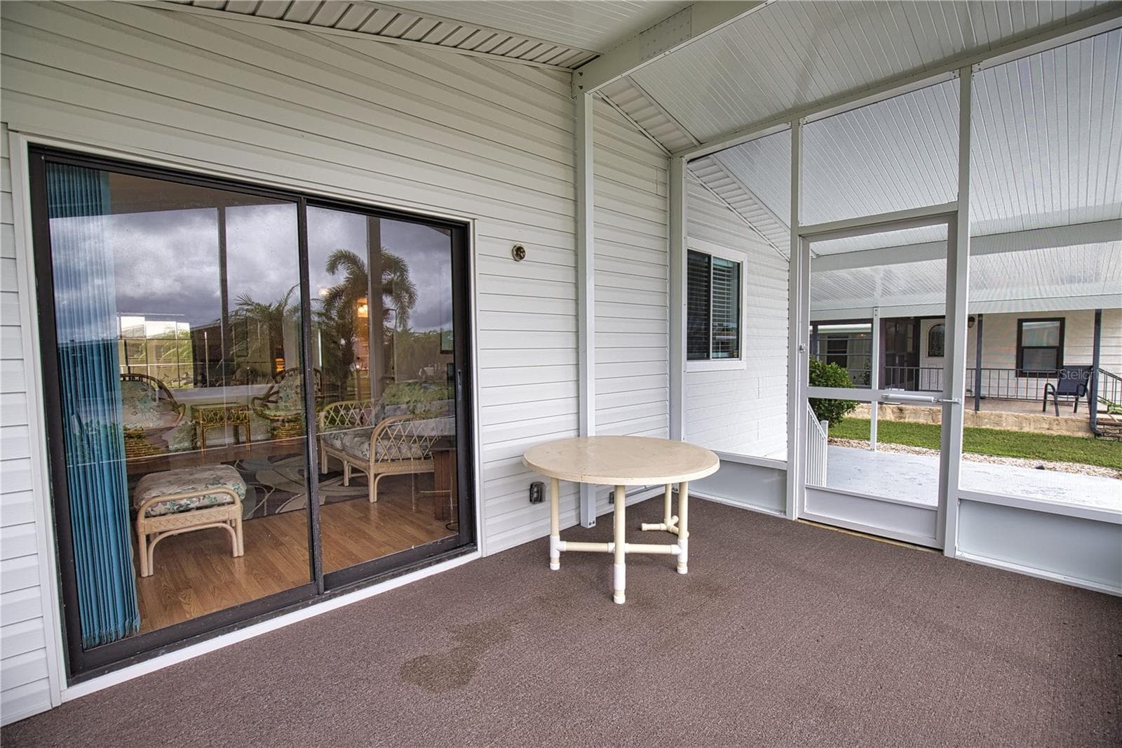 Manufactured Home at 632 LA JOLLA CIR, NORTH PORT, photo 22 of 35