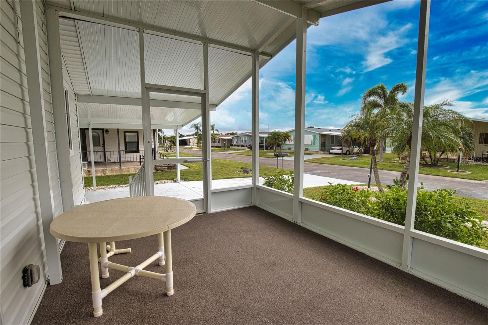 Manufactured Home at 632 LA JOLLA CIR, NORTH PORT, photo 26 of 35