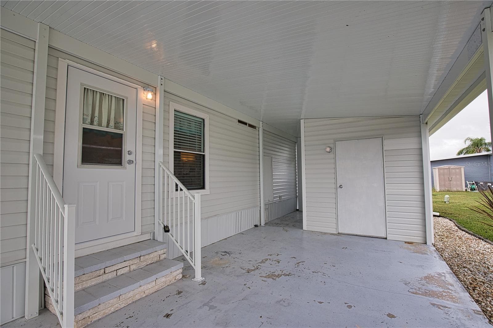 Manufactured Home at 632 LA JOLLA CIR, NORTH PORT, photo 30 of 35