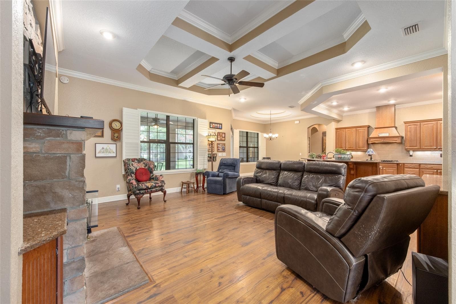 Family Room - 3 HIALEAH DR, OCALA