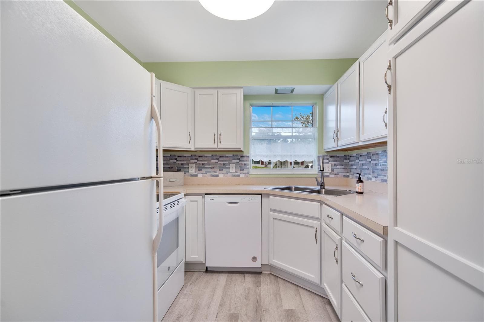 Condominium at 239 N HILL AVE #110, DELAND, photo 10 of 23